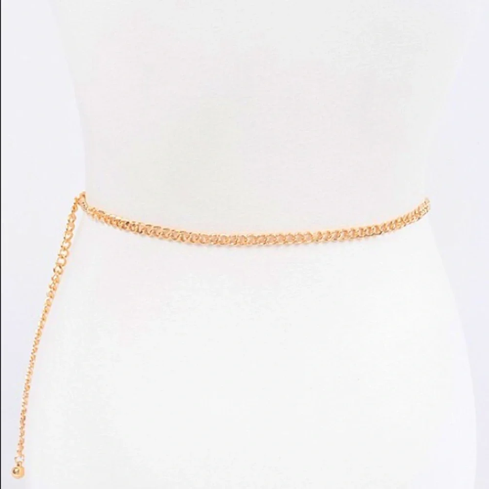 Gold Metal Chunky Chain Adjustable Statement Belt